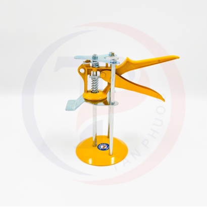 Kích Nâng Gạch Tấn Phước